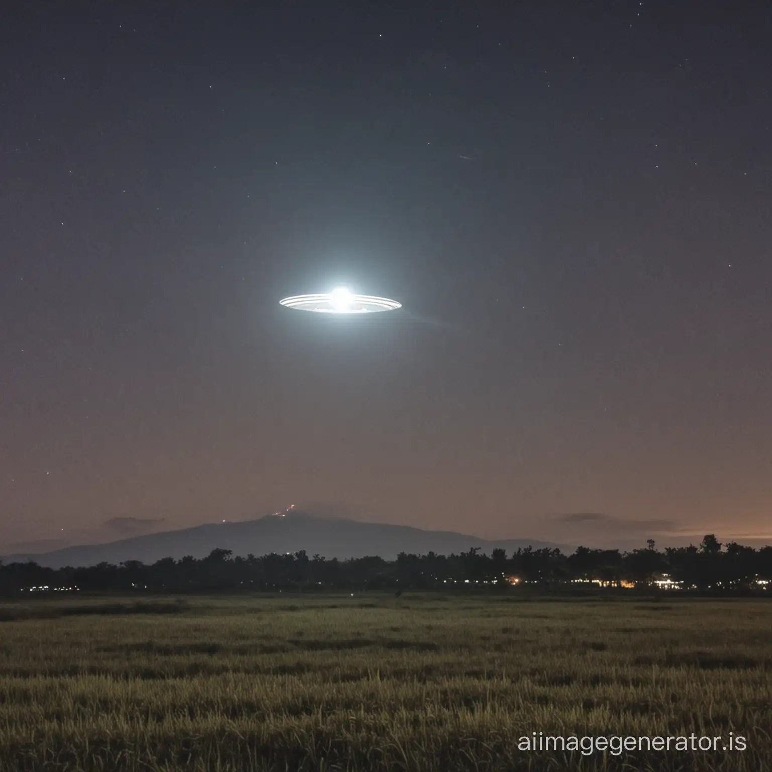Enigmatic-UFO-Hovering-over-Bacolod-Philippines
